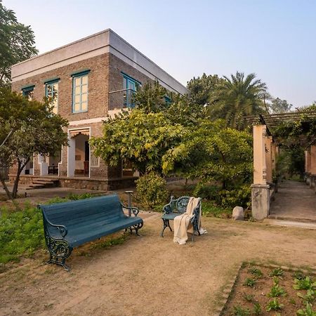 Lohonostays Library Sadhrana Bagh Gurgaon Exterior foto