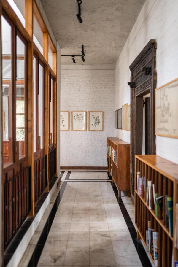 Lohonostays Library Sadhrana Bagh Gurgaon Exterior foto
